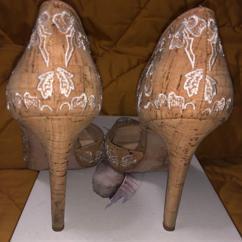 Jessica Simpson - Picture 2 of 6